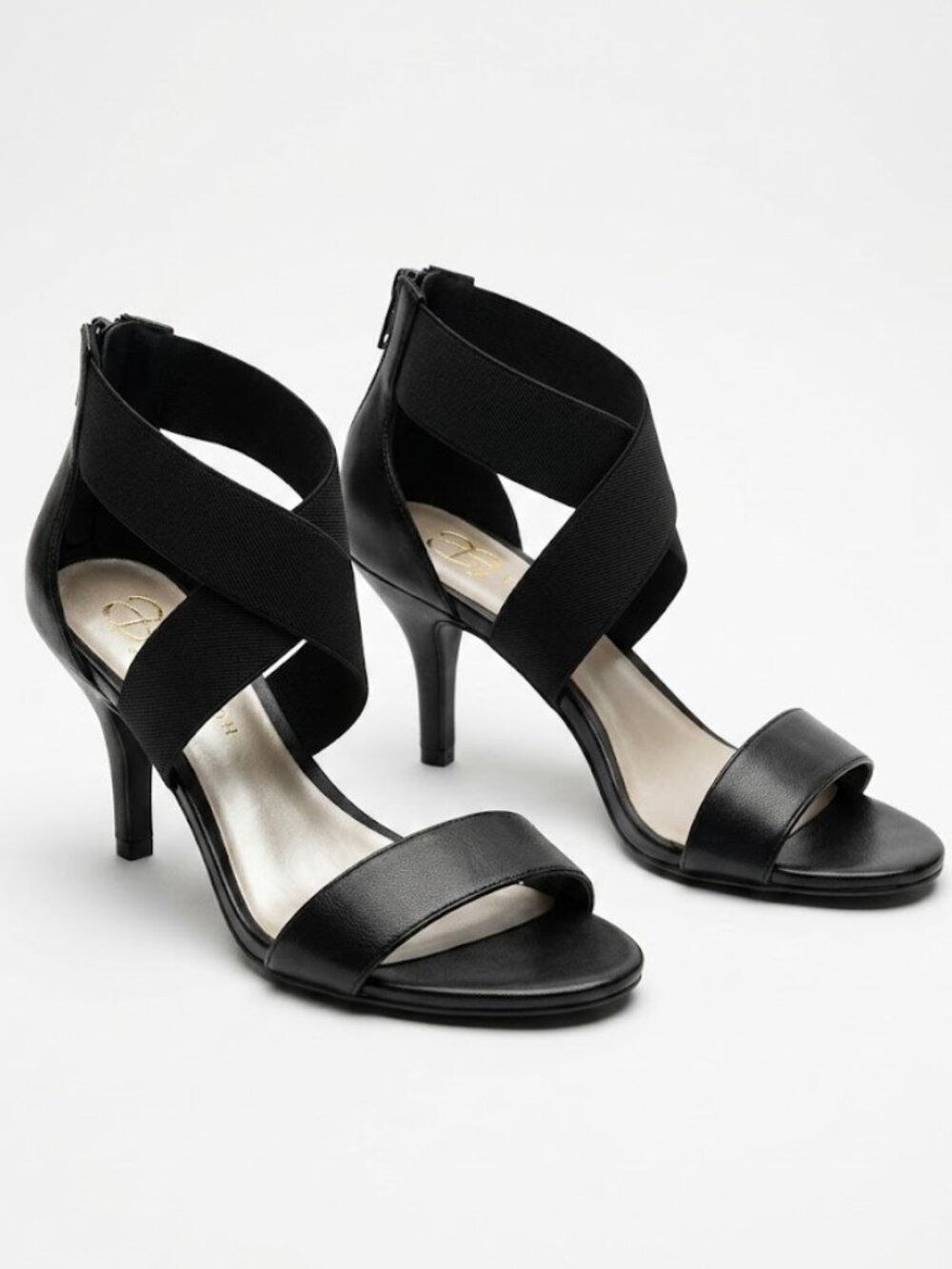 Audrey Brooke Carina Sandals Womens 8.5 Black Faux Leather Elastic Straps Heels